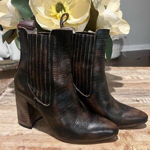 Freebird Janelle Size 8